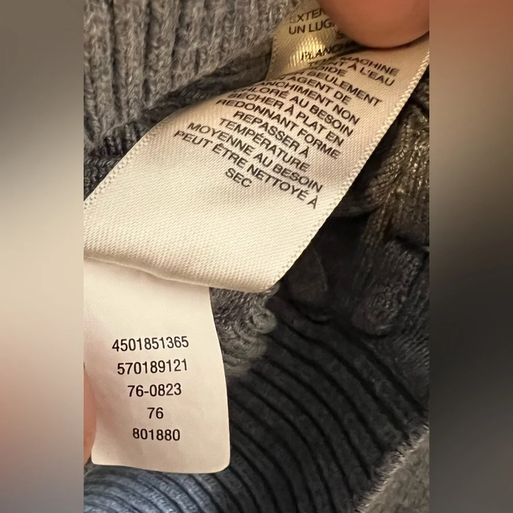 White House Black Market pullover sweater